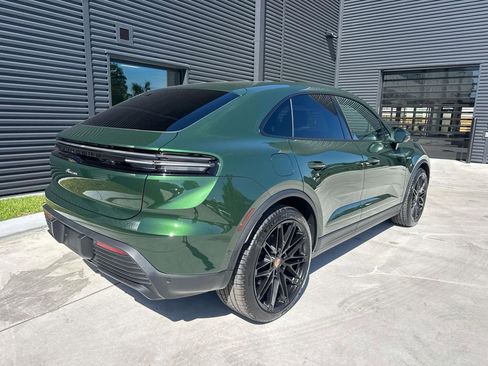 New 2026 Porsche Macan Electric RWD image 11
