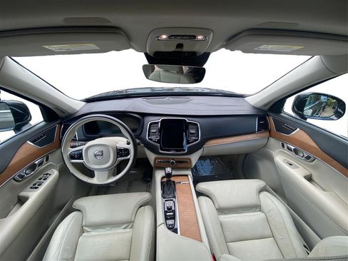 Used 2016 Volvo XC90 T6 Inscription w/ Vision Package AWD/4WD image 35