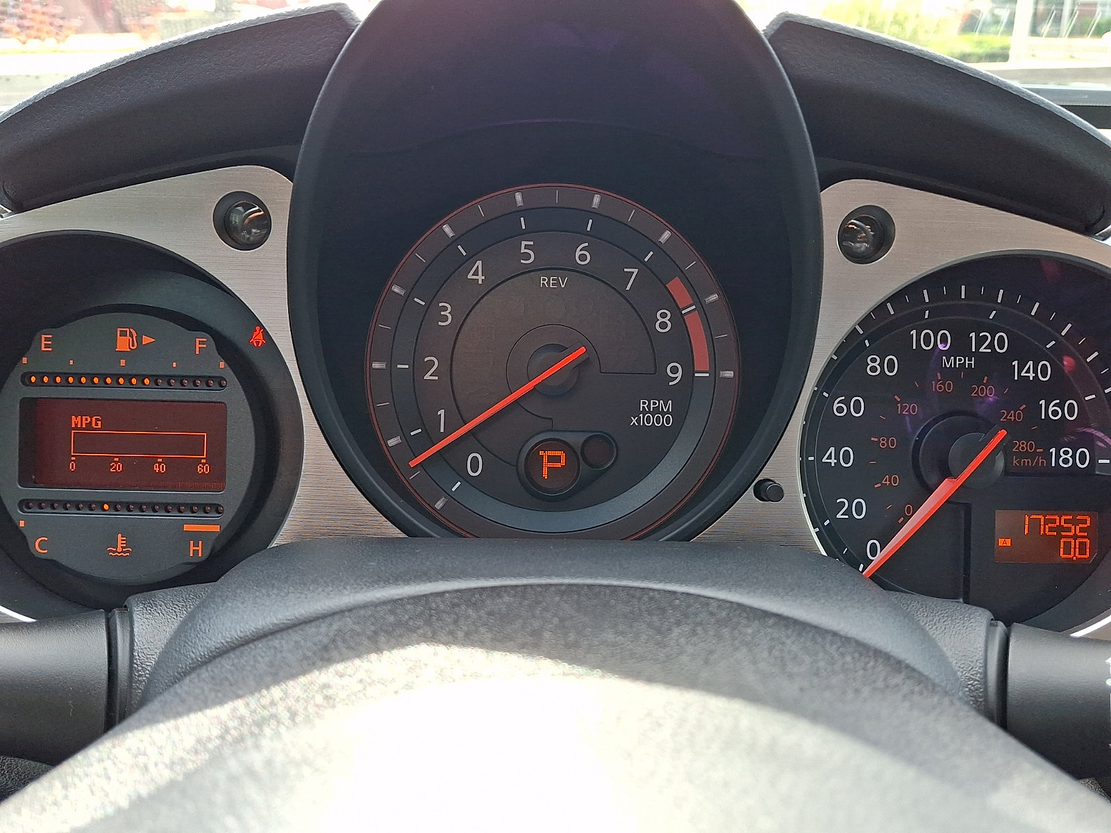 Used 2016 Nissan 370Z Coupe RWD image 21