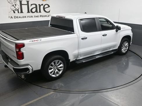 Used 2020 Chevrolet Silverado 1500 Custom w/ Custom Value Package AWD/4WD image 40