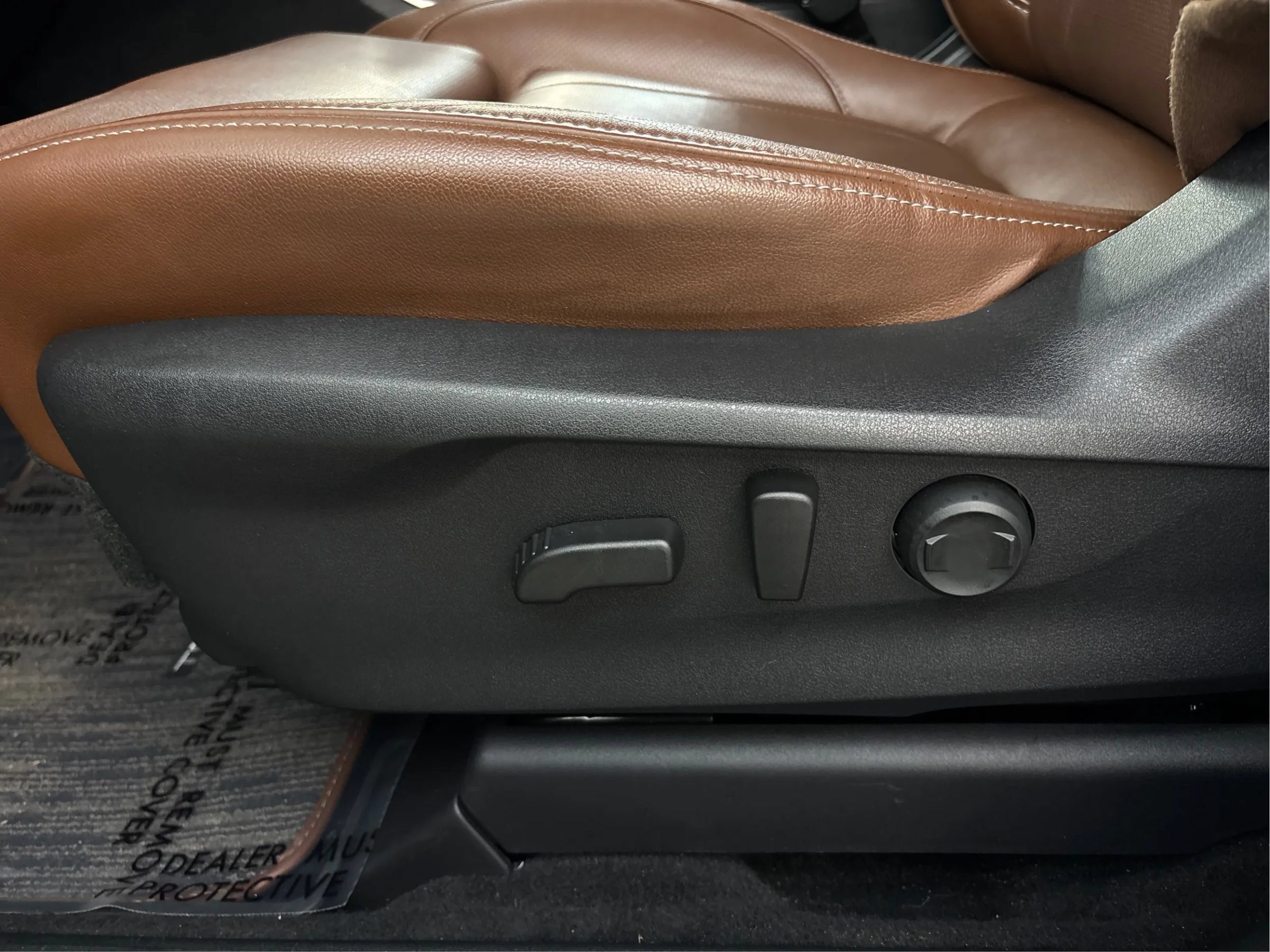 Used 2022 Subaru Ascent Touring AWD/4WD image 24