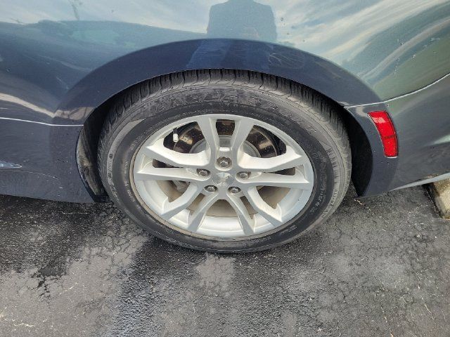 Used 2022 Chevrolet Camaro LS RWD image 6