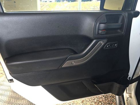 Used 2012 Jeep Wrangler Sport image 22