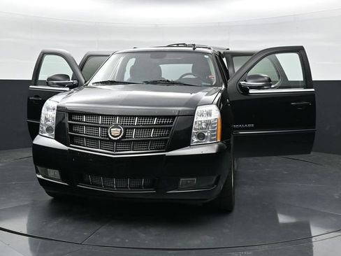 Used 2012 Cadillac Escalade Premium AWD/4WD image 42
