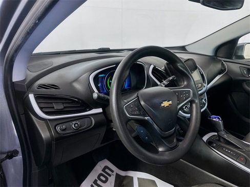 Used 2018 Chevrolet Volt LT image 9