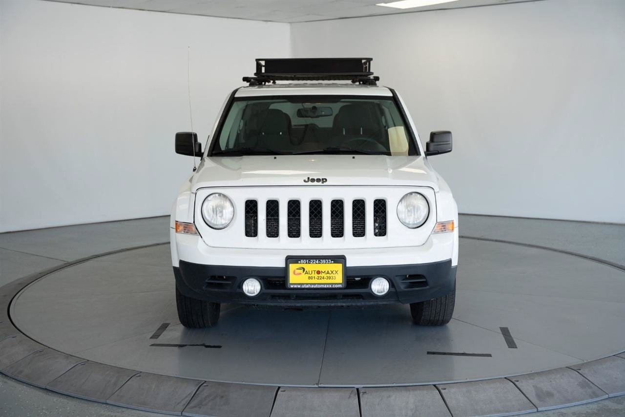 Used 2014 Jeep Patriot Sport w/ Power Value Group FWD image 2