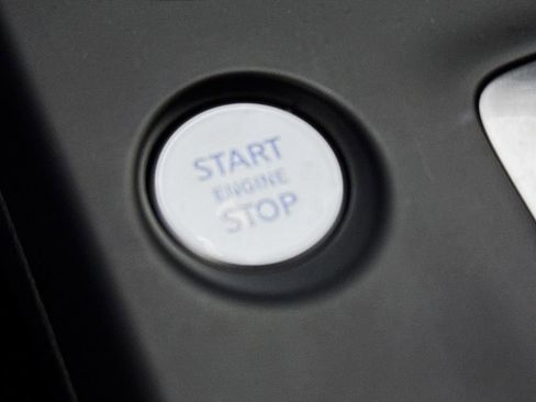 Used 2025 INFINITI QX50 Luxe image 18