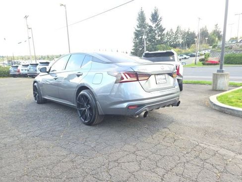 Used 2022 Nissan Altima 2.5 SR image 7