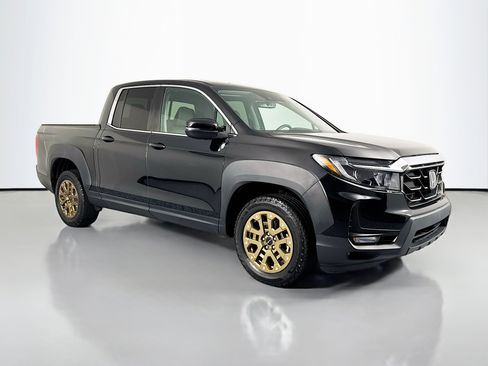 Certified 2023 Honda Ridgeline RTL image 3