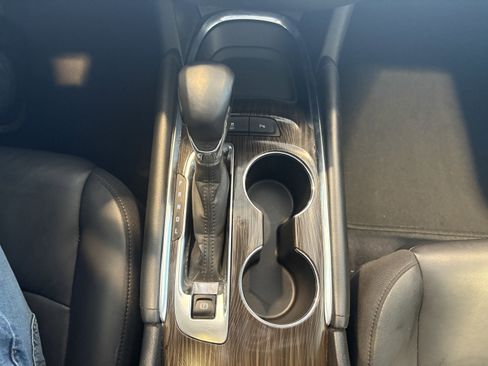 Used 2024 Chevrolet Malibu LT image 23