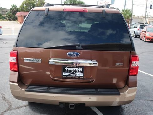Used 2012 Ford Expedition XLT image 9