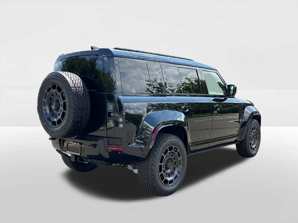 New 2026 Land Rover Defender 110 OCTA AWD/4WD image 4