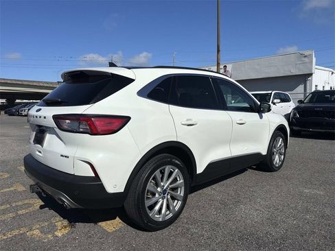 Used 2022 Ford Escape Titanium w/ Titanium Elite Package image 16