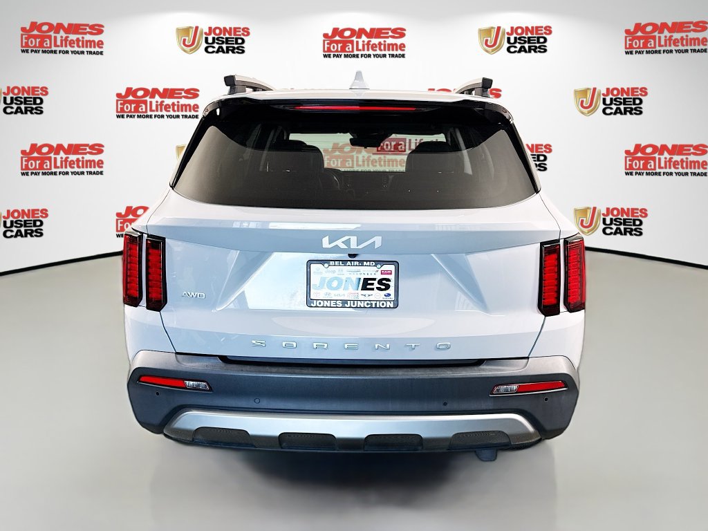 Certified 2022 Kia Sorento X-Line EX AWD/4WD image 16