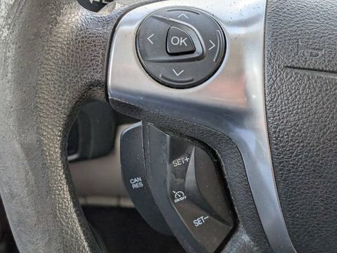 Used 2014 Ford Focus SE FWD image 21