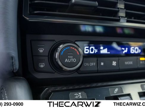 Used 2020 Nissan GT-R Premium AWD/4WD image 77