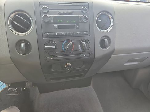 Used 2004 Ford F150 XLT image 16