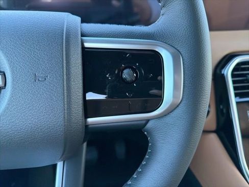 New 2026 Nissan Armada SL w/ Captain's Chari Seat Package image 21