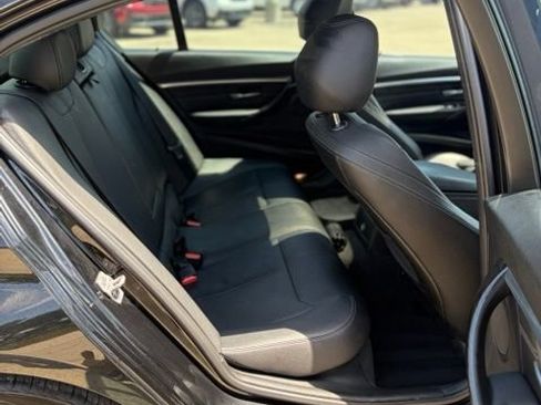 Used 2017 BMW 330i Sedan RWD image 17