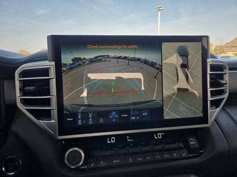 Used 2024 Toyota Tundra Platinum image 28