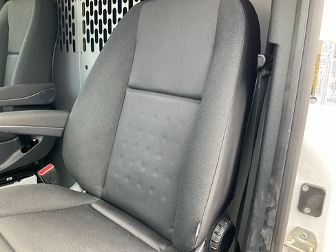 Used 2022 Mercedes-Benz Sprinter 2500 image 16