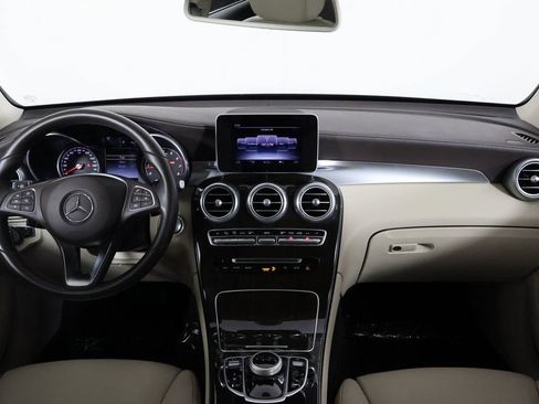 Used 2017 Mercedes-Benz GLC 300 image 8