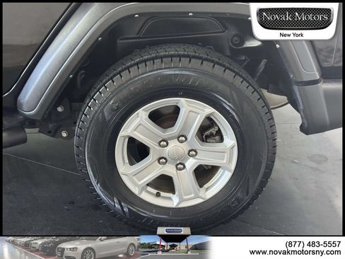 Used 2023 Jeep Wrangler Unlimited Sport AWD/4WD image 7
