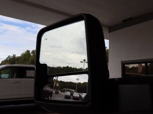 Used 2020 Chevrolet Silverado 3500 High Country w/ Technology Package image 12