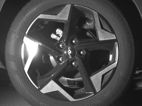 Used 2025 Kia Seltos S image 14