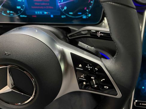 Used 2025 Mercedes-Benz C 300 4MATIC Sedan image 22