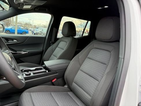 New 2026 Chevrolet Equinox LT image 13