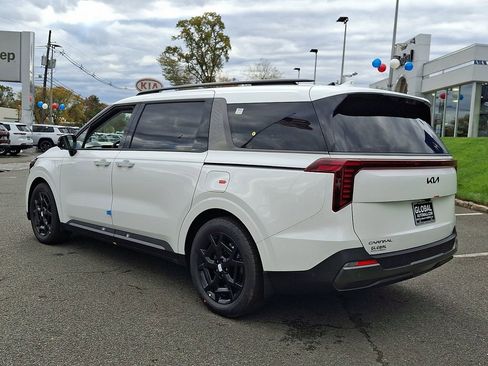 New 2026 Kia Carnival SX Prestige image 3