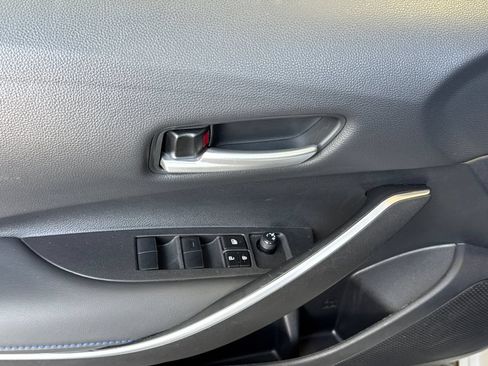 Certified 2022 Toyota Corolla SE w/ Carpet Mat Package (TMS) FWD image 14