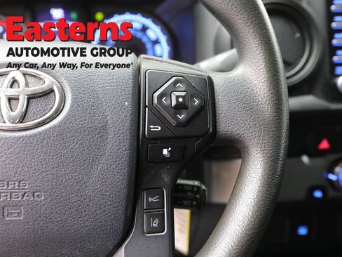 Used 2020 Toyota Tacoma SR RWD image 15
