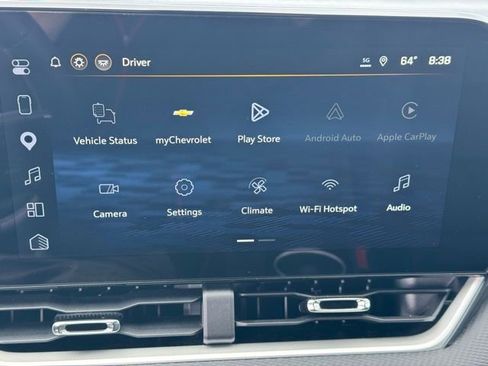 New 2026 Chevrolet Equinox LT w/ Convenience Package II AWD/4WD image 3