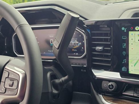 New 2026 Chevrolet Silverado 2500 LT w/ Trail Boss Package AWD/4WD image 34