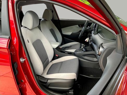 Used 2023 Hyundai Kona SE AWD/4WD image 28