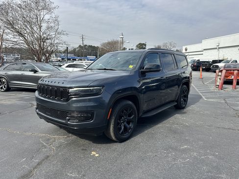 Used 2023 Jeep Wagoneer Series II image 5