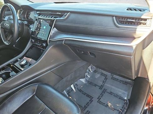 Used 2021 Jeep Grand Cherokee L Limited image 22