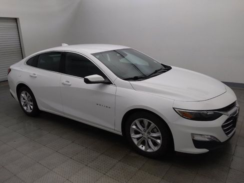 Used 2022 Chevrolet Malibu LT FWD image 11