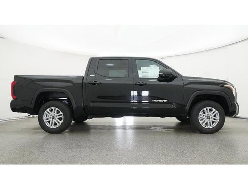 New 2026 Toyota Tundra SR5 AWD/4WD image 27