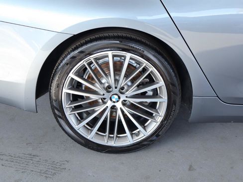 Used 2017 BMW 530i RWD image 5