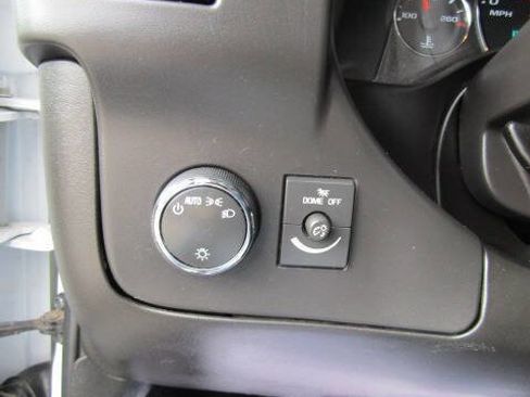 Used 2023 GMC Savana 2500 w/ Driver Convenience Package image 17