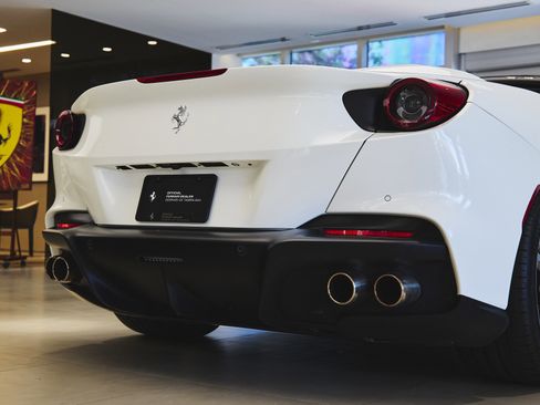 Used 2023 Ferrari Portofino M image 48