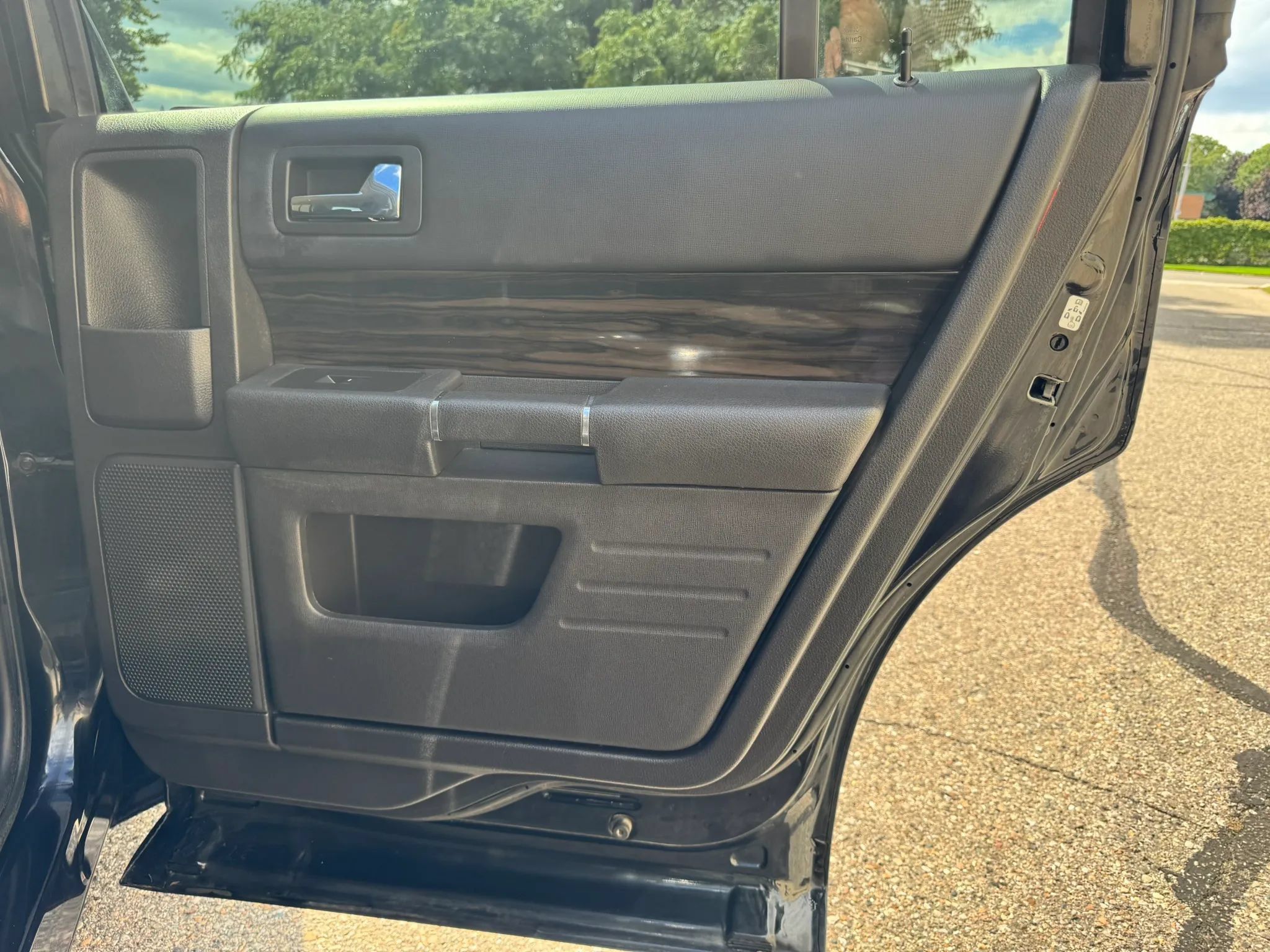 Used 2014 Ford Flex SEL FWD image 33