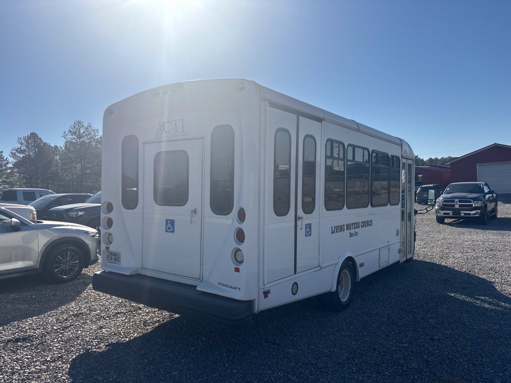 Used 2016 Ford E-450 and Econoline 450 Super Duty w/ Shuttle Bus Prep Package RWD image 7