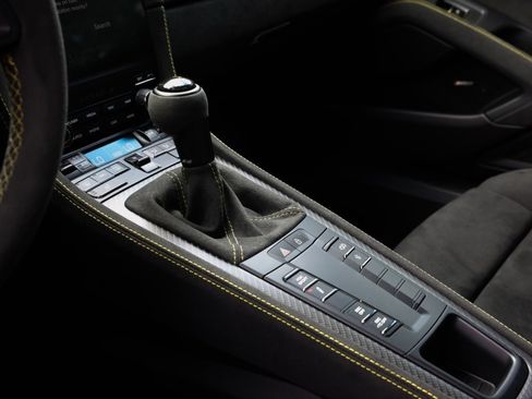 Used 2024 Porsche 718 Cayman GT4 RS w/ Weissach Package image 18