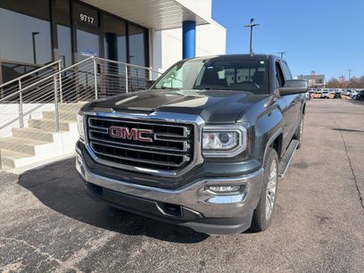 Used 2017 GMC Sierra 1500 SLE w/ SLE Value Package