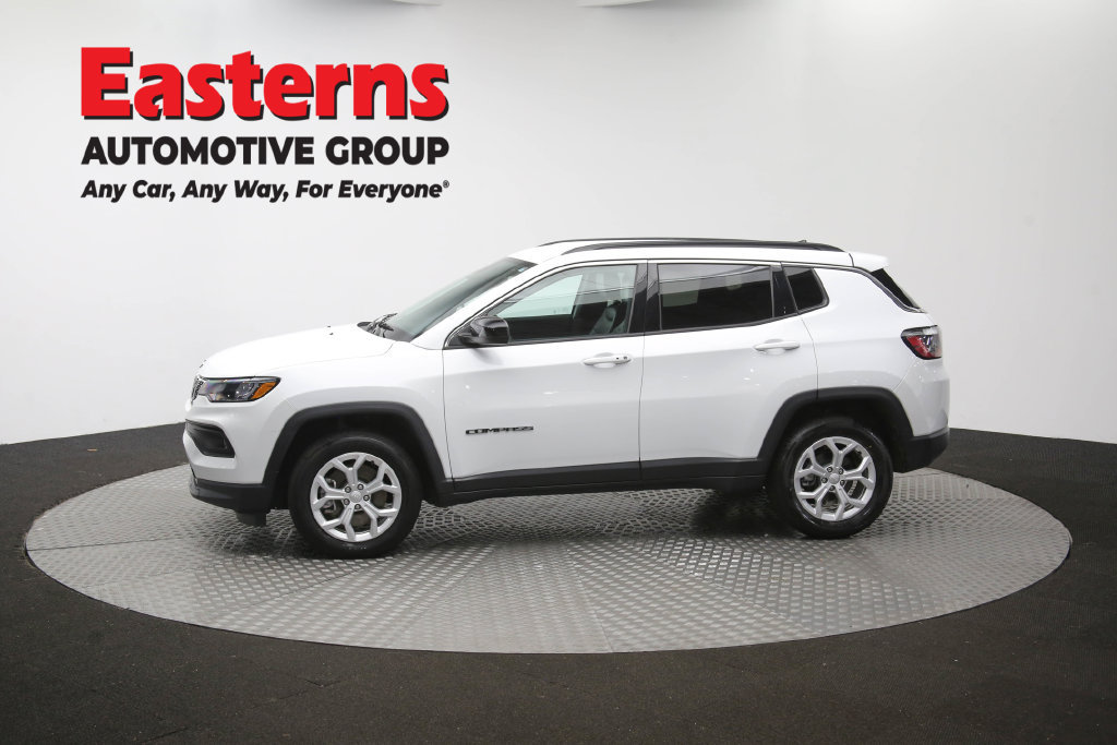 Used 2024 Jeep Compass Latitude AWD/4WD image 56