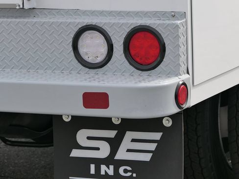 New 2026 RAM 5500 Tradesman w/ Chrome Appearance Group AWD/4WD image 4
